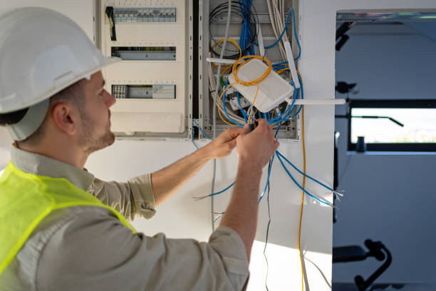 Best Electrician for Home Renovation  in Marshalltown, IA